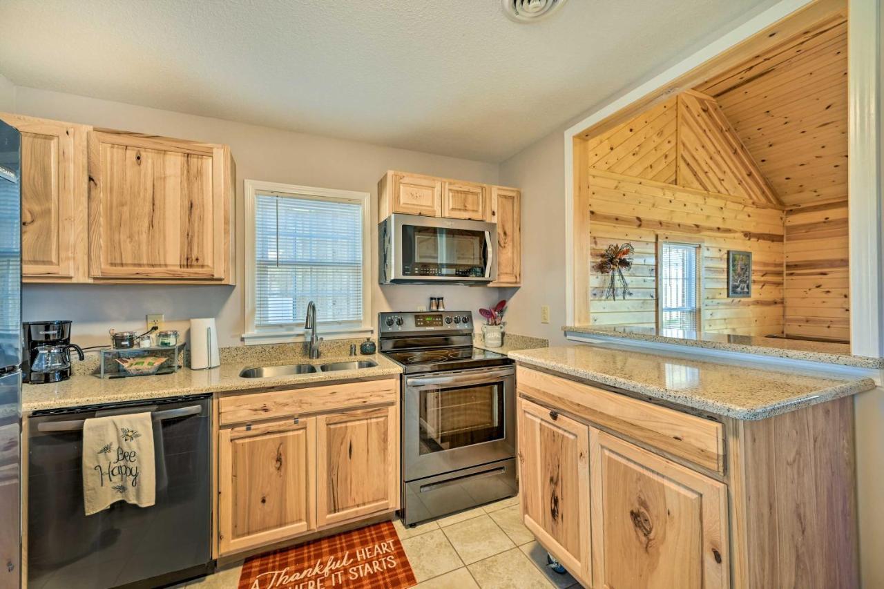 Breathtaking Elkin Getaway With Vineyard Views! Exterior foto
