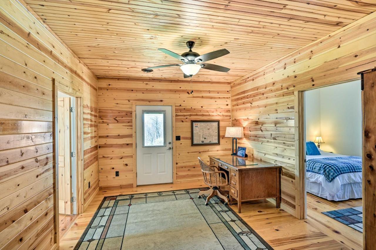 Breathtaking Elkin Getaway With Vineyard Views! Exterior foto