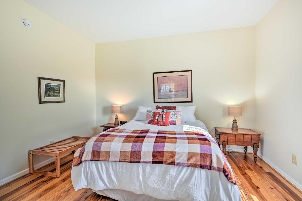 Breathtaking Elkin Getaway With Vineyard Views! Exterior foto